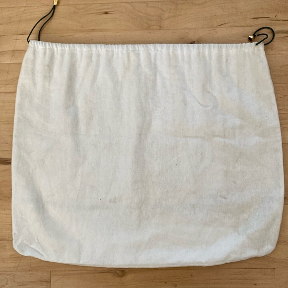 Authentic Gucci Dust Cover for Med-Large Bag 20” x 16” - Picture 2 of 2